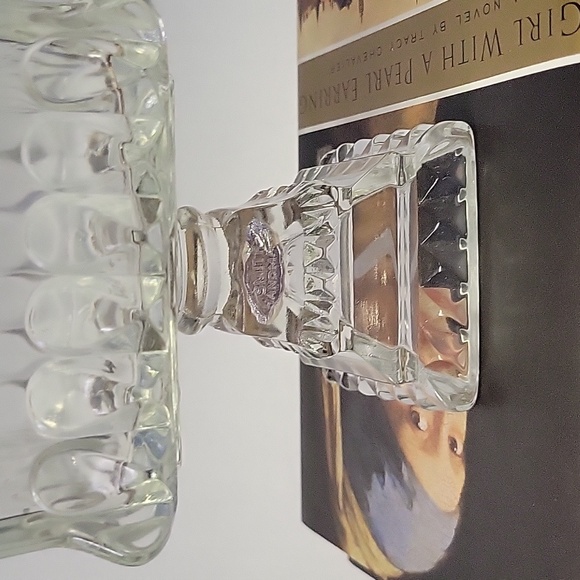 Vintage Smith Glass "wedding box" covered candy dish - Picture 2 of 6